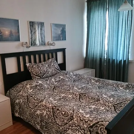 Anne's City Apartment *
